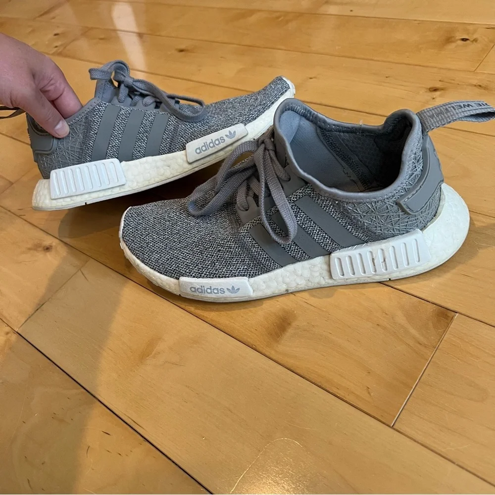 Adidas NMD R1 Shoes‎ in Vapour Grey